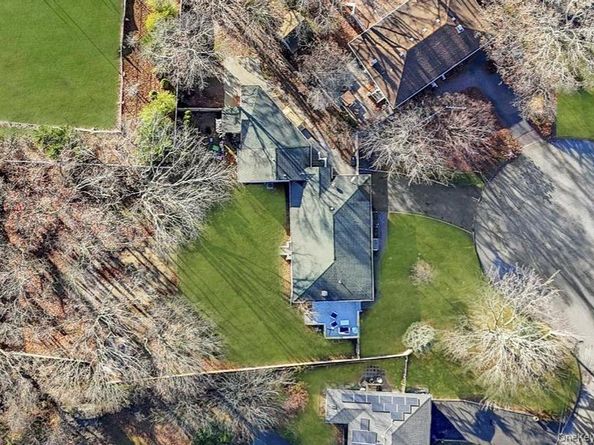 10 Westwind Drive, Bohemia NY 11716