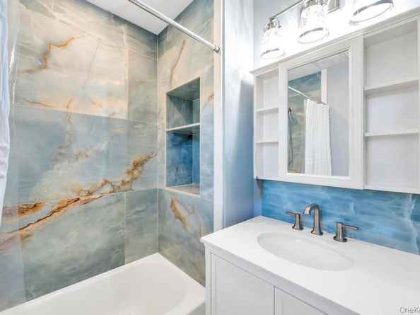 10 Westwind Drive, Bohemia NY 11716