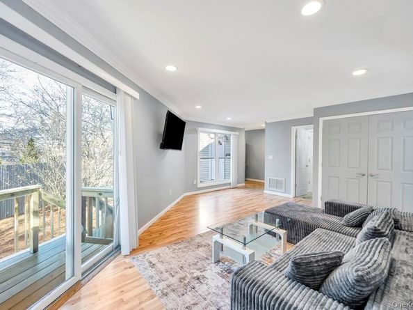 10 Westwind Drive, Bohemia NY 11716