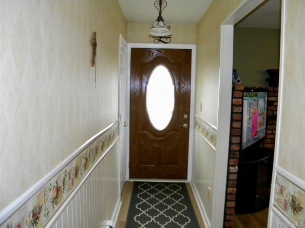 79 S Evergreen Drive, Selden NY 11784