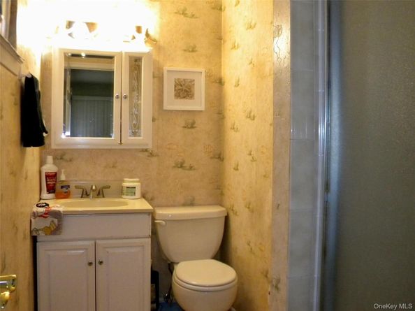 79 S Evergreen Drive, Selden NY 11784