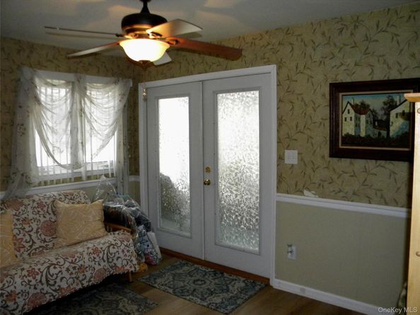 79 S Evergreen Drive, Selden NY 11784