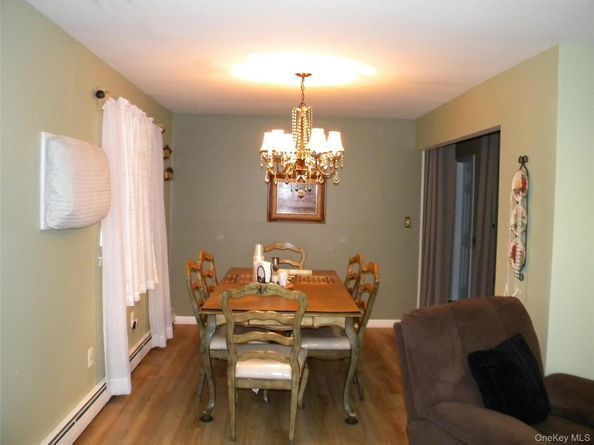 79 S Evergreen Drive, Selden NY 11784