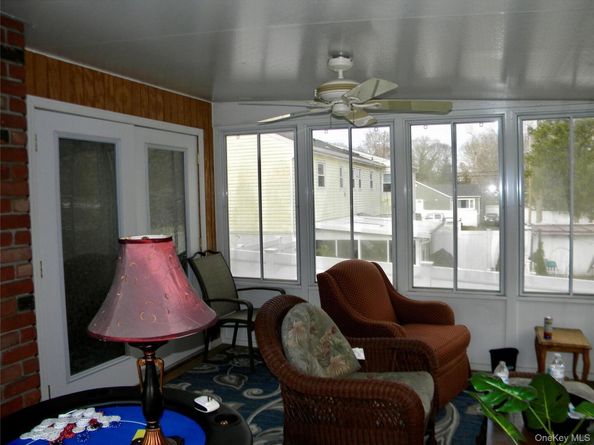 79 S Evergreen Drive, Selden NY 11784