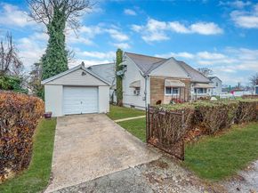 3 Poplar Road, Amityville NY 11701