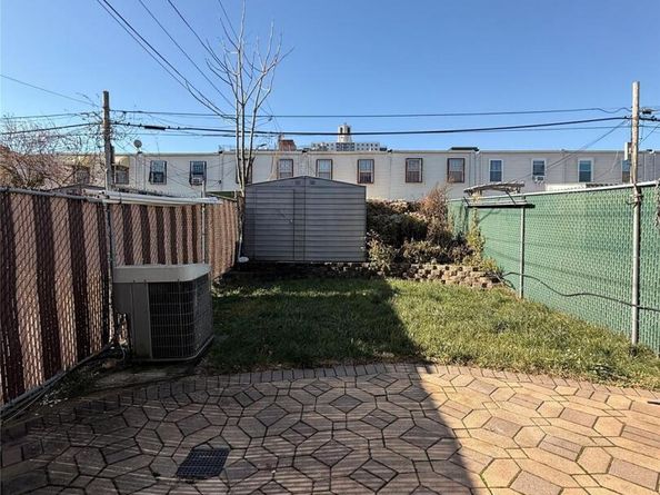 406 Hinsdale Street, Brooklyn NY 11207