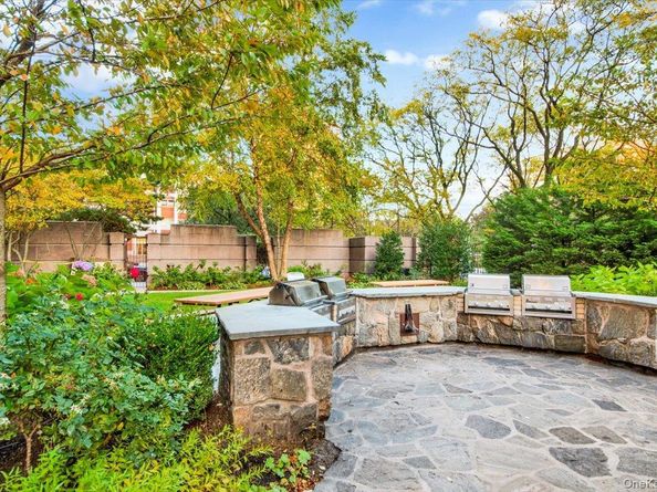 4 Martine Avenue 502, White Plains NY 10606