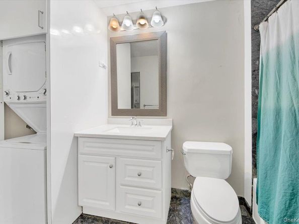 4 Martine Avenue 502, White Plains NY 10606