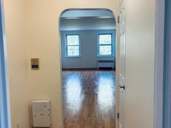 755 Bronx River Road 6E, Bronxville NY 10708