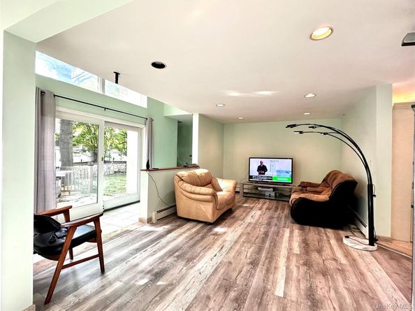 1027 Windermere Road, Franklin Square NY 11010