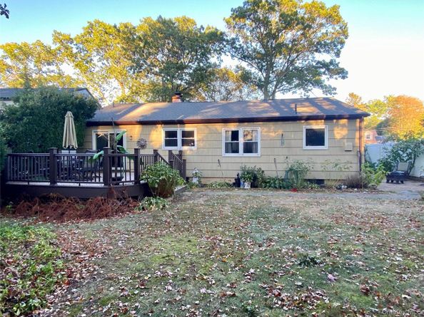 65 Oak Avenue, Huntington Station NY 11746