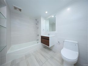 13227 41st Road 5E, Flushing NY 11355