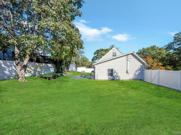 382 Boyle Road, Selden NY 11784