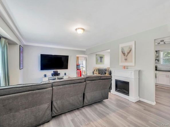 382 Boyle Road, Selden NY 11784