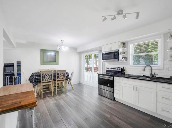 382 Boyle Road, Selden NY 11784