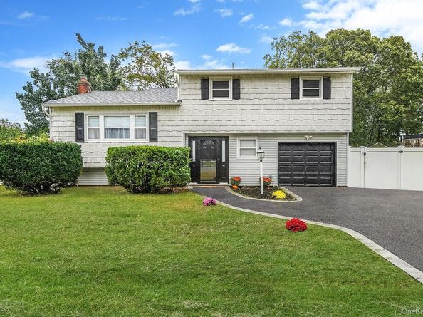 23 Holiday Park Drive, Centereach NY 11720