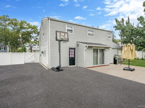 23 Holiday Park Drive, Centereach NY 11720