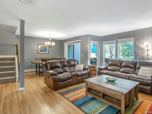 112 Woods Brooke Circle, Ossining NY 10562