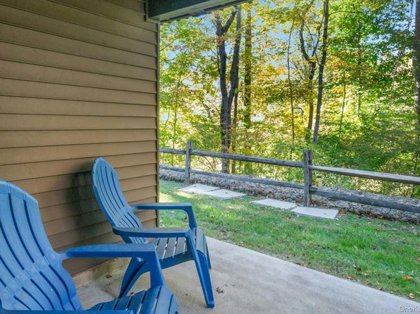 112 Woods Brooke Circle, Ossining NY 10562