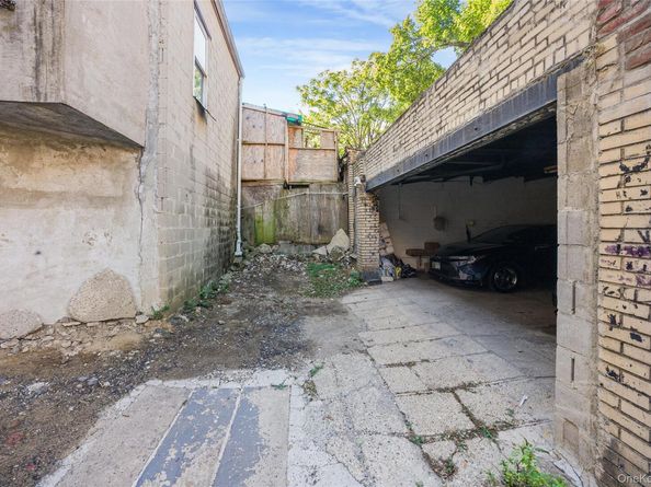 2307 Loring Place N, Bronx NY 10468