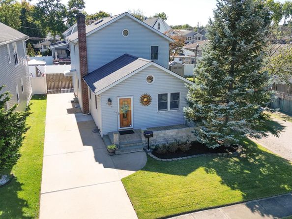 516 Washington Avenue, West Hempstead NY 11552