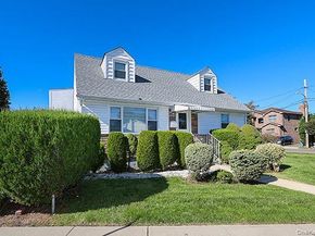 132 Bethel Road, Albertson NY 11507