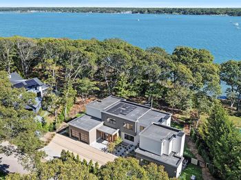 35 Springwood Way