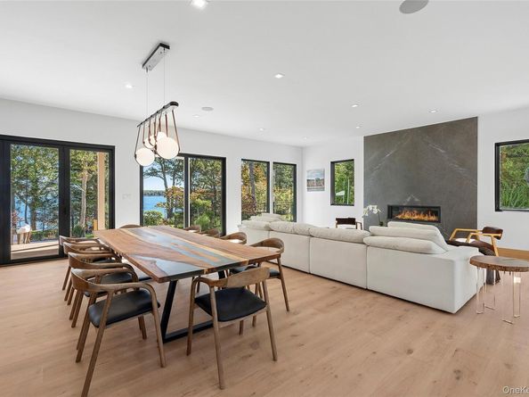 35 Springwood Way, East Hampton NY 11937