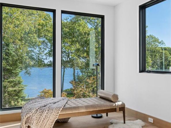 35 Springwood Way, East Hampton NY 11937