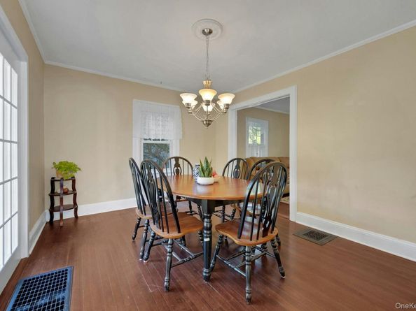 15 Jackson Avenue, White Plains NY 10606