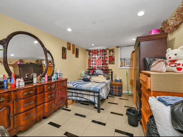 140-49 69th Road, Kew Garden Hills NY 11367