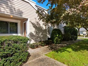 607 Cabot Court E 607, Saint James NY 11780