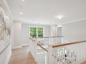 46 Plainview Road, Woodbury NY 11797