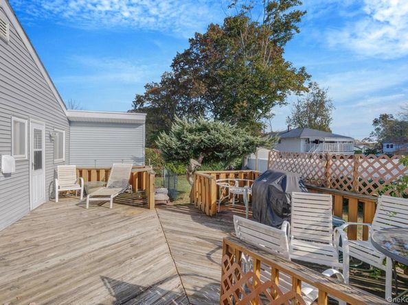 236 New York Avenue, Bay Shore NY 11706
