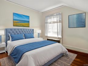 17 Mount Joy Place, New Rochelle NY 10801