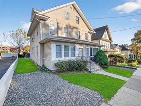 17 Mount Joy Place, New Rochelle NY 10801