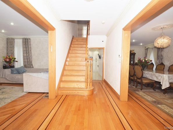 110 82ND Avenue, Kew Gardens NY 11415