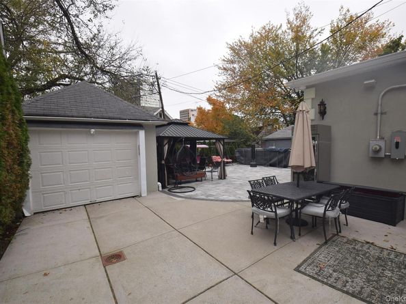 110 82ND Avenue, Kew Gardens NY 11415