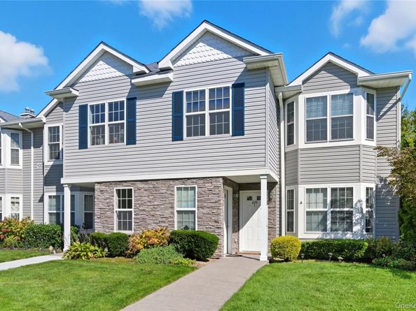 224 Medea Way 224, Central Islip NY 11722