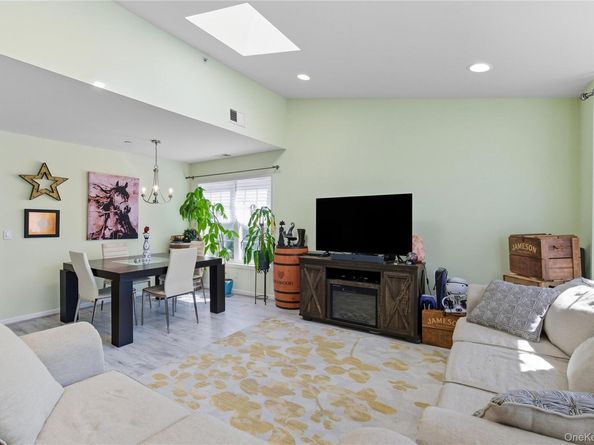 224 Medea Way 224, Central Islip NY 11722