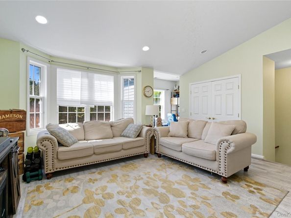 224 Medea Way 224, Central Islip NY 11722
