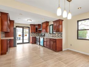 7653 268th Street, Glen Oaks NY 11040
