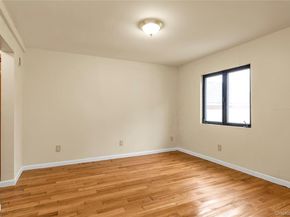 7653 268th Street, Glen Oaks NY 11040