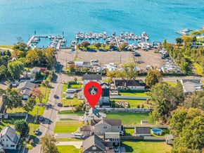404 Vanderbilt Boulevard, Oakdale NY 11769