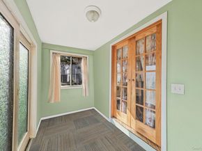 404 Vanderbilt Boulevard, Oakdale NY 11769