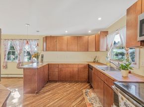 404 Vanderbilt Boulevard, Oakdale NY 11769