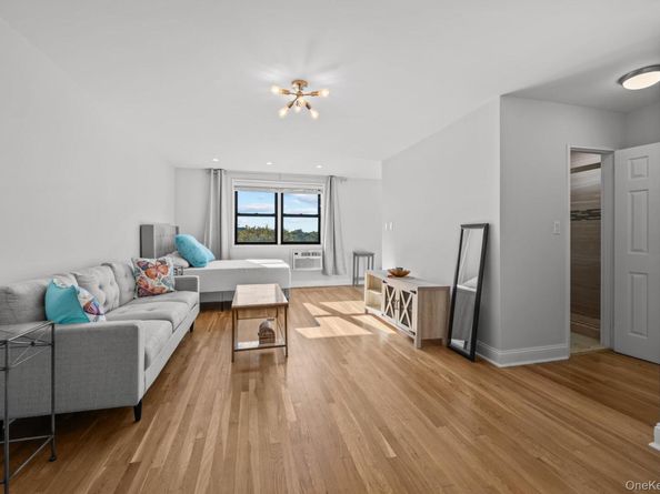 84-09 155th Avenue 4N, Lindenwood NY 11414