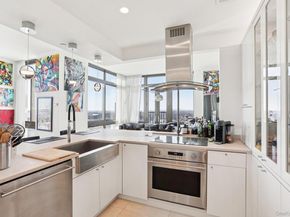 175 Huguenot Street PH302, New Rochelle NY 10801