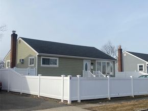 15 Penndale Drive, Amityville NY 11701