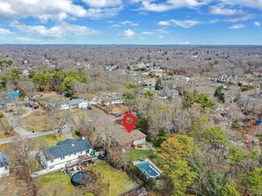 76 Hollywood Avenue, Selden NY 11784